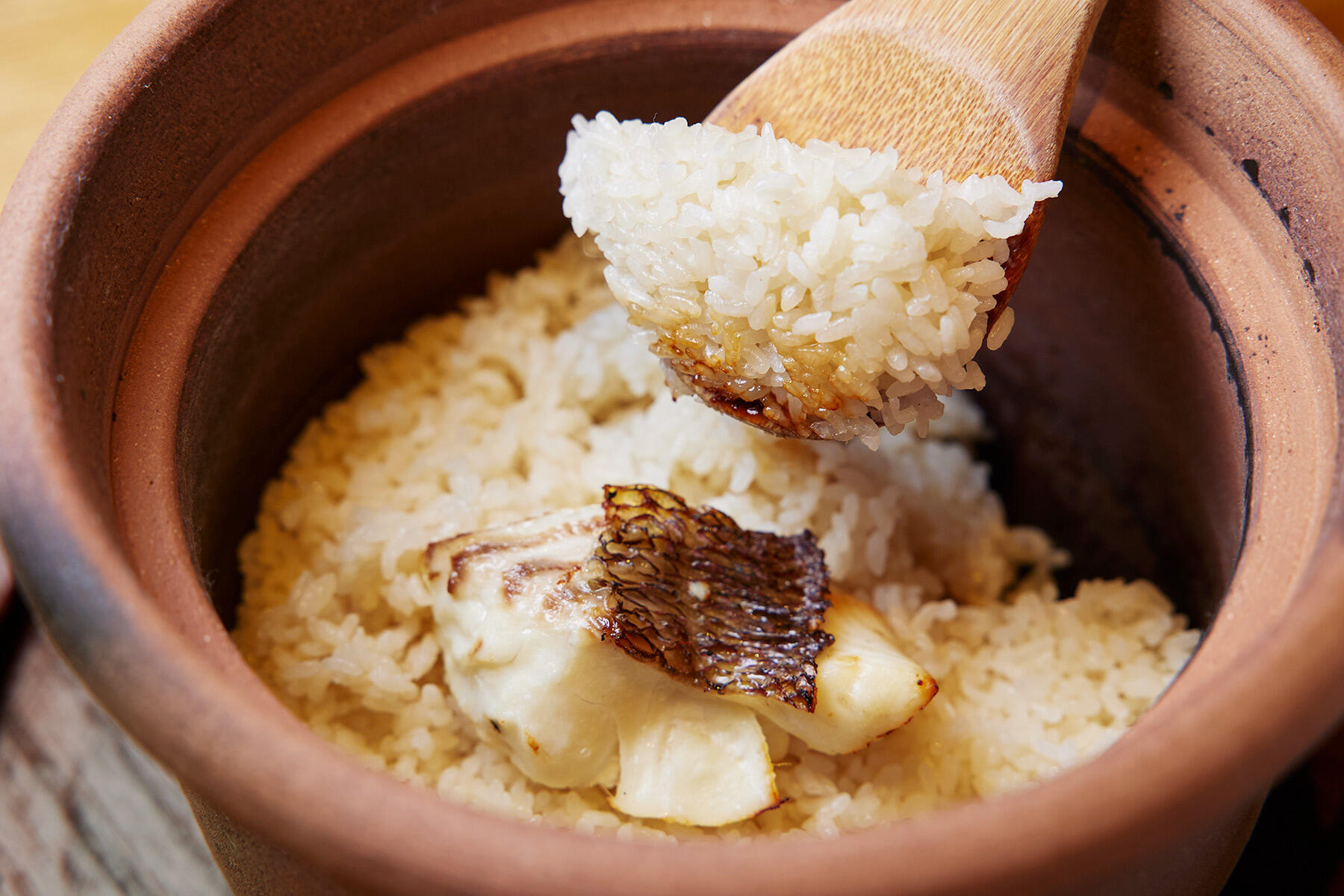 鯛の土鍋ご飯