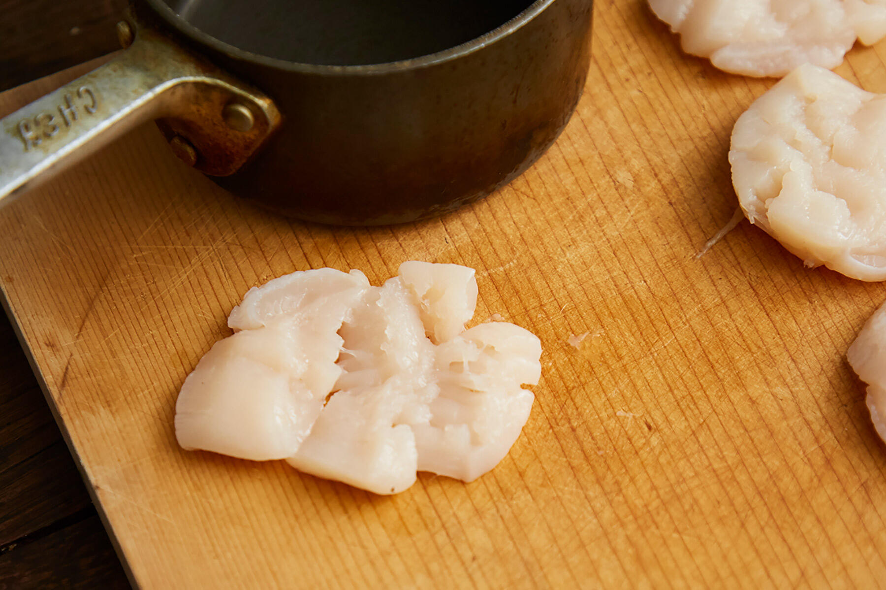 ホタテを押しつぶす