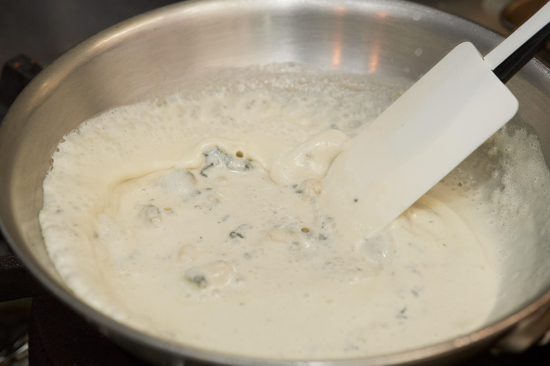 ソースをつくる