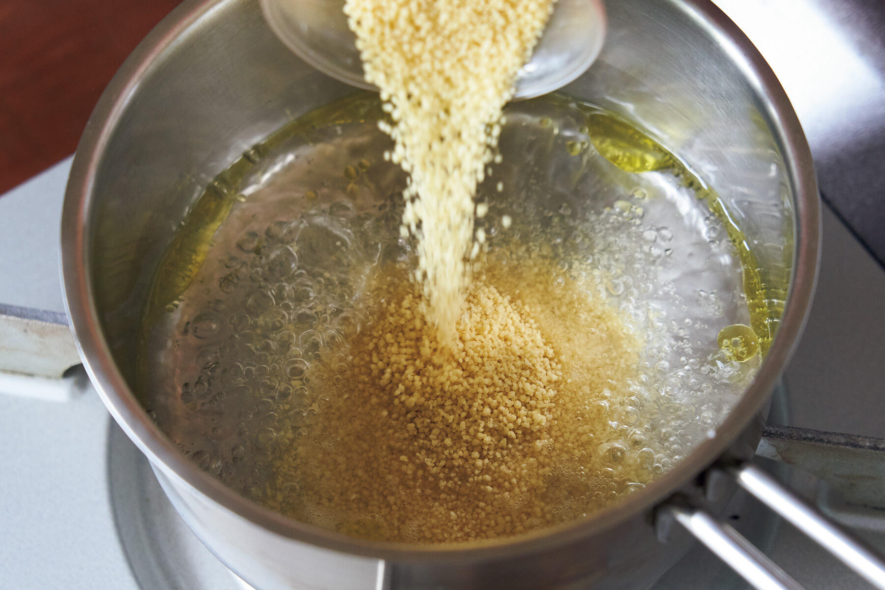 クスクスをゆでる