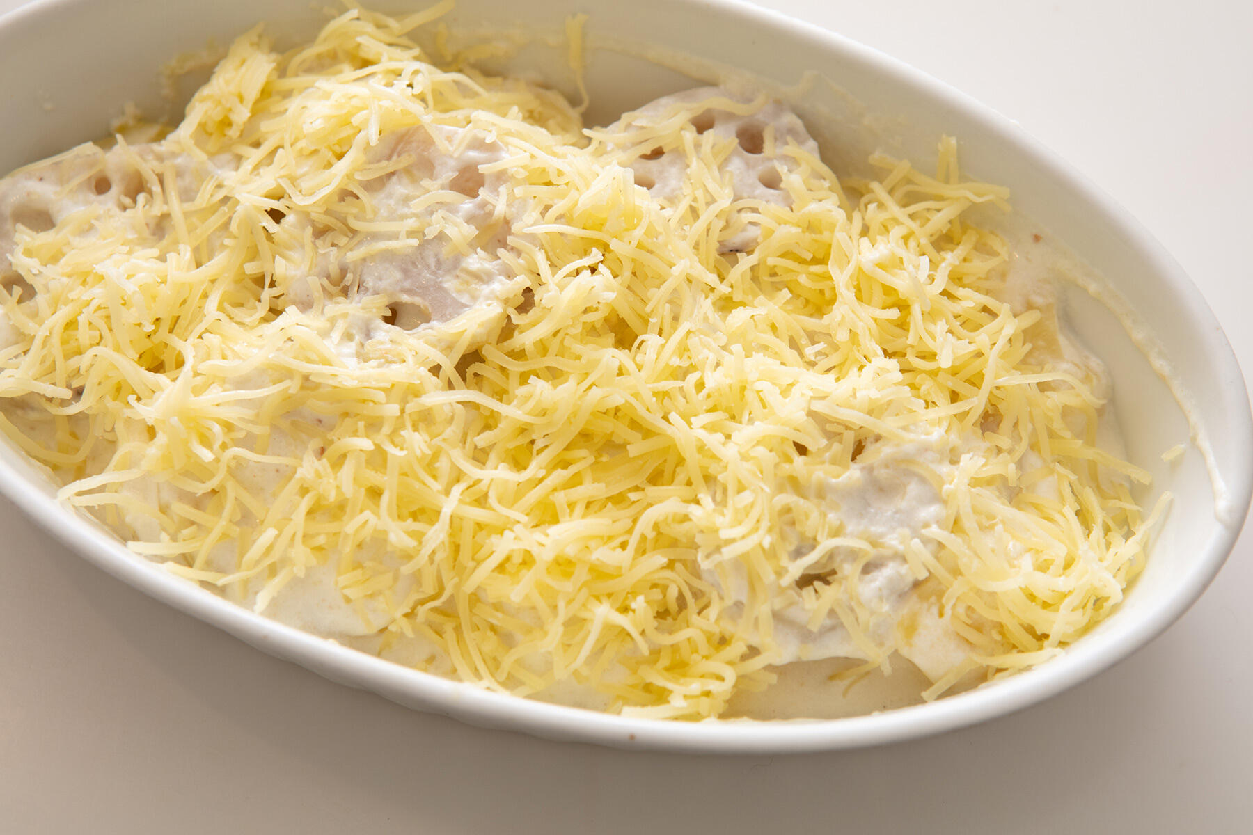 チーズを加える