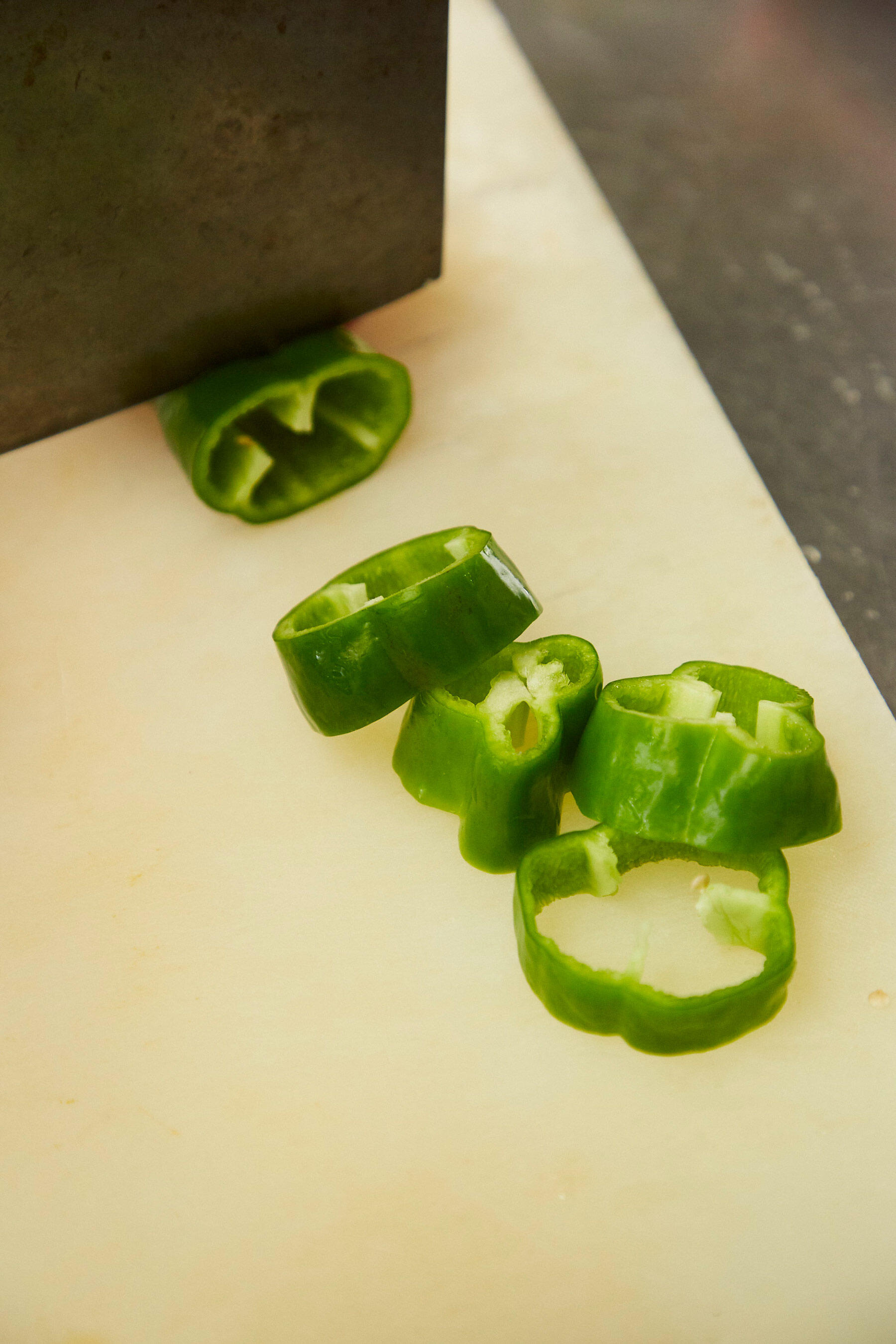 ピーマンの下準備