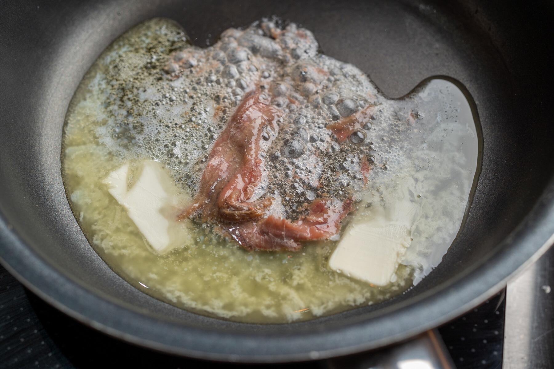 ソースを準備する