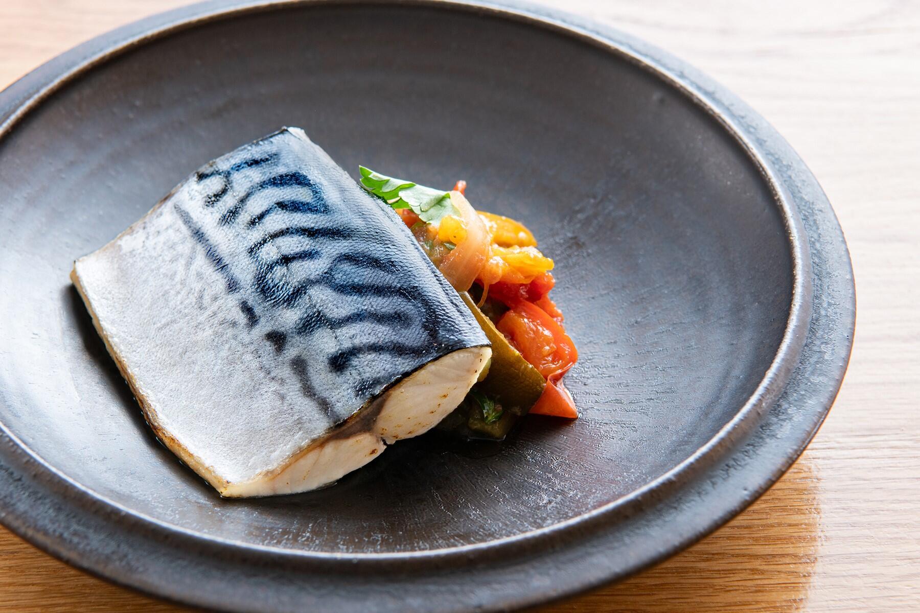 ノルウェー産〆サバとカポナータ