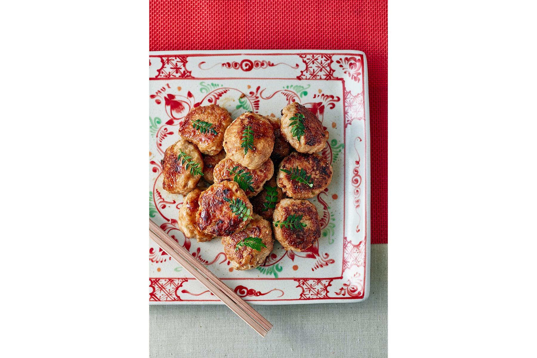 “たけのこ入り鶏つくね山椒風味”