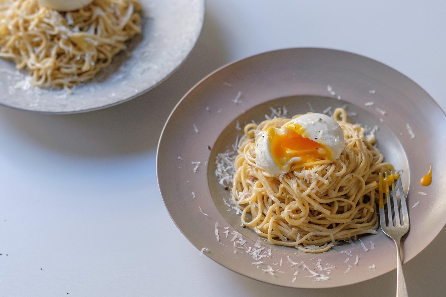 生クリーム無しでも濃厚な“半熟卵のカルボナーラ”