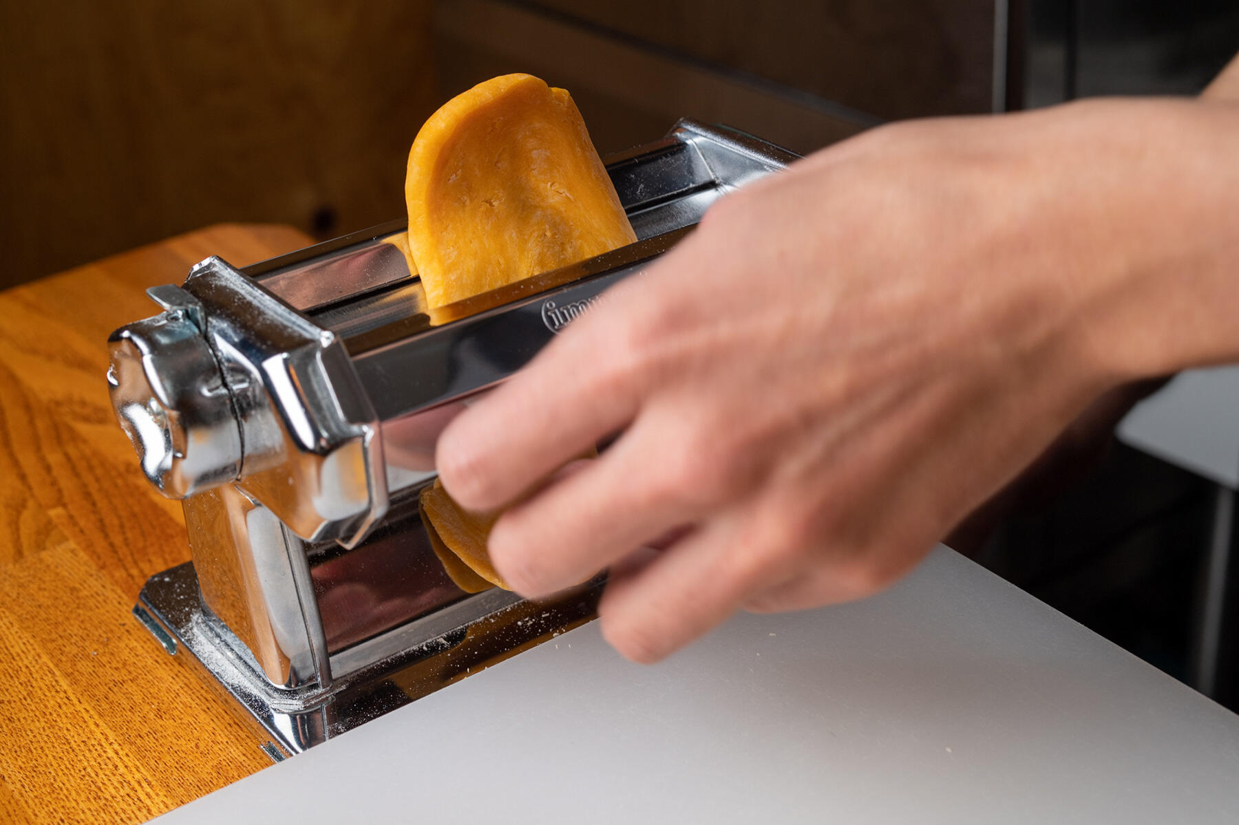 生地をなめらかにする