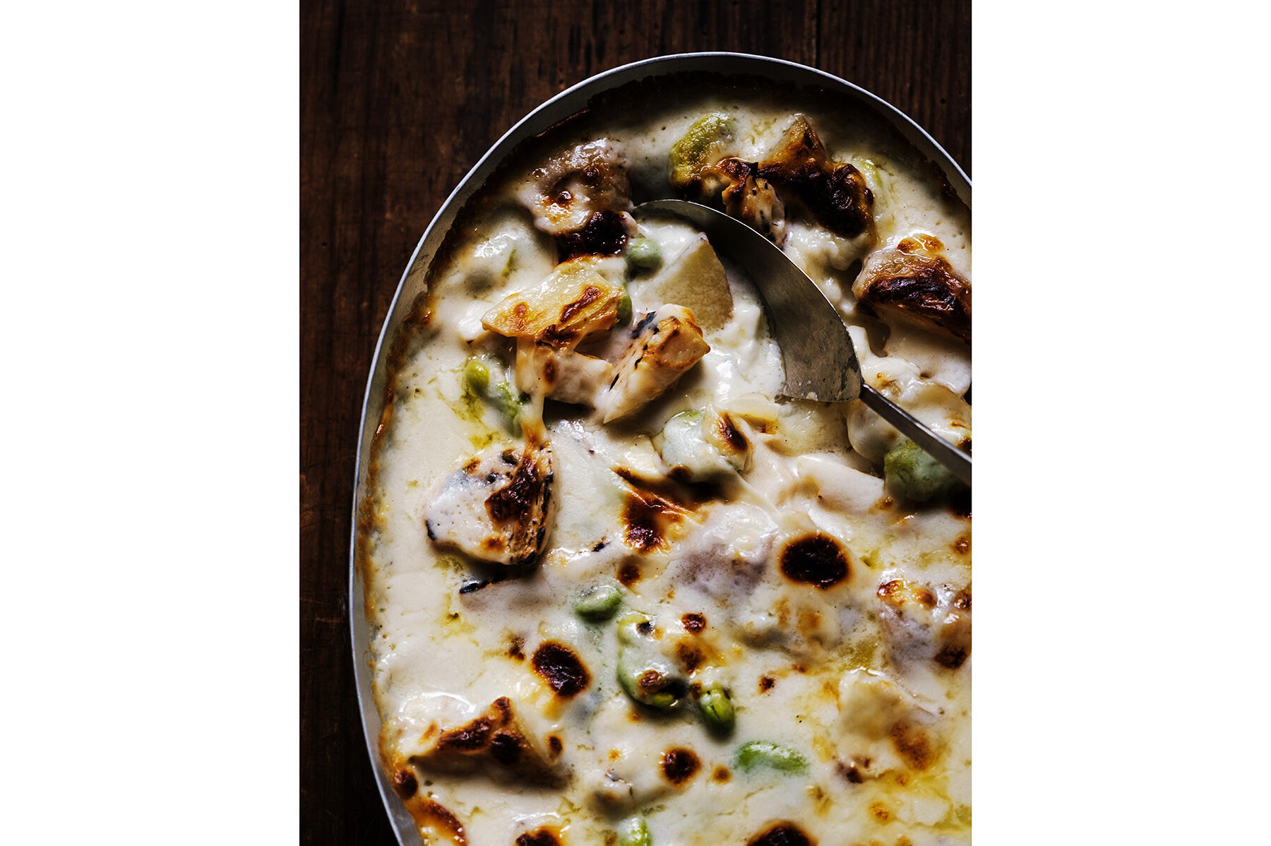 春野菜のみずみずしい風味がたまらない“そら豆とたけのこ、新じゃがのグラタン”