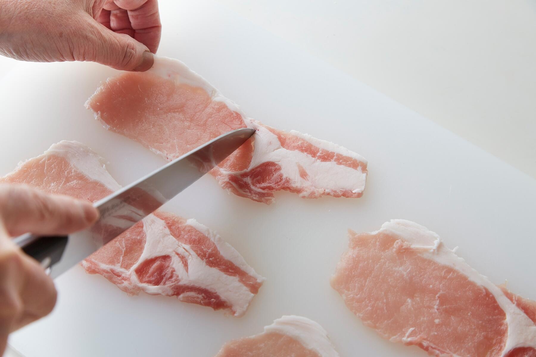 豚肉とキャベツの下ごしらえ