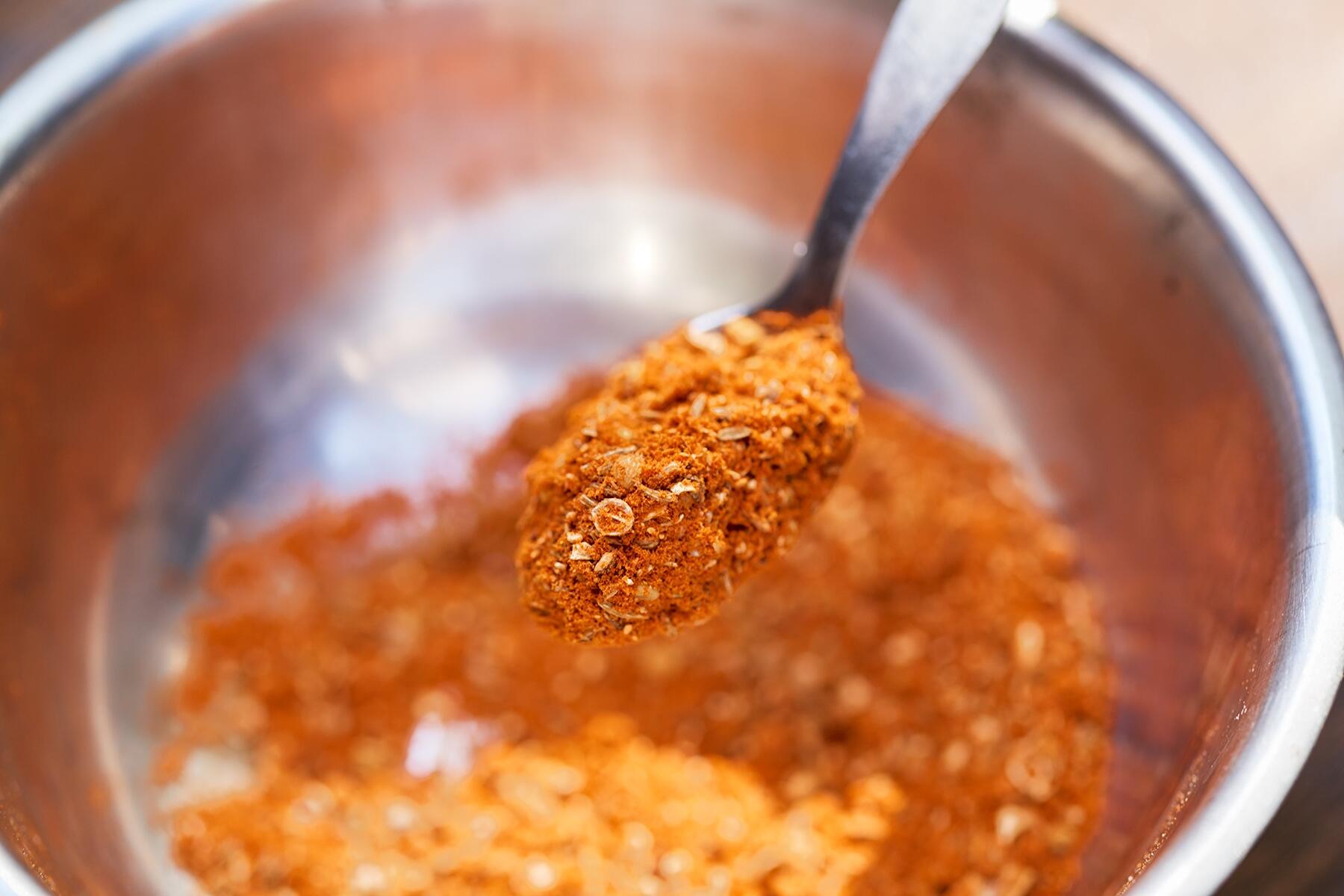 スパイスをつぶす