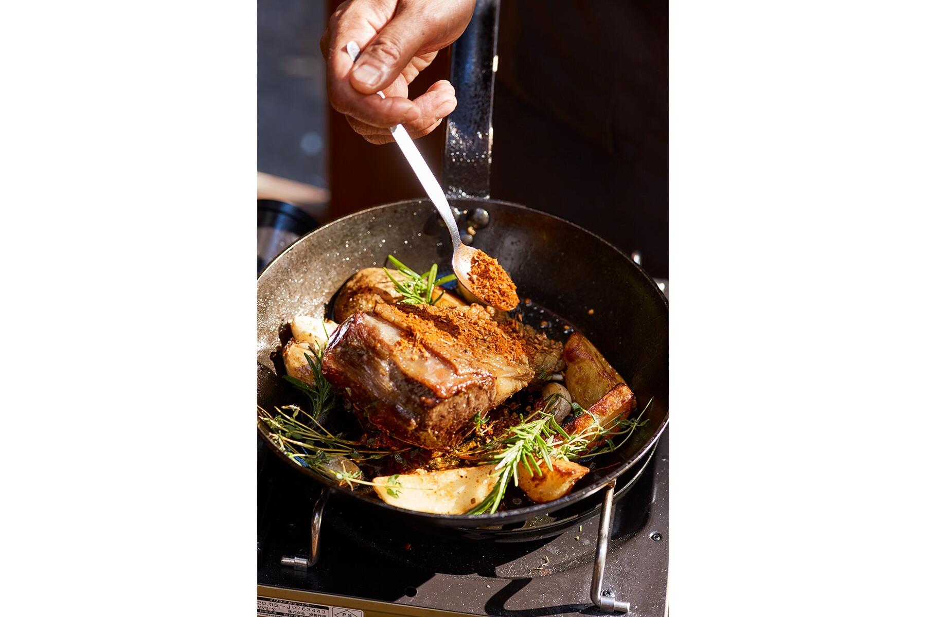 スパイスを加える