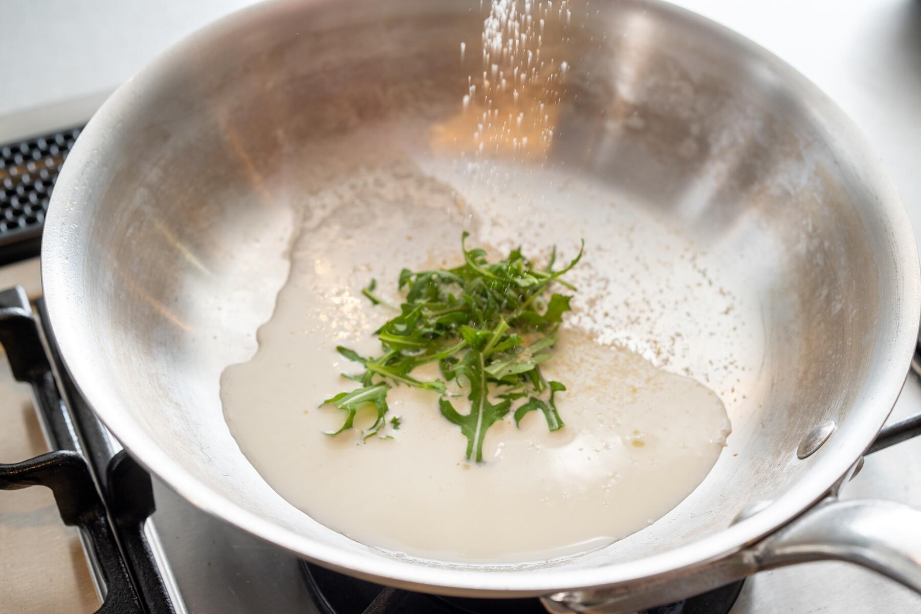 ソースをつくる