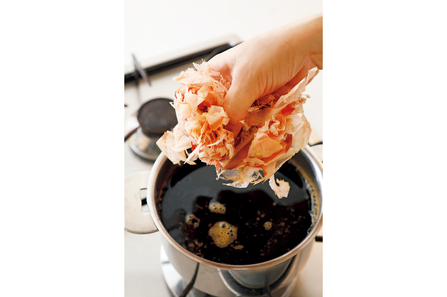 かつお節を加える