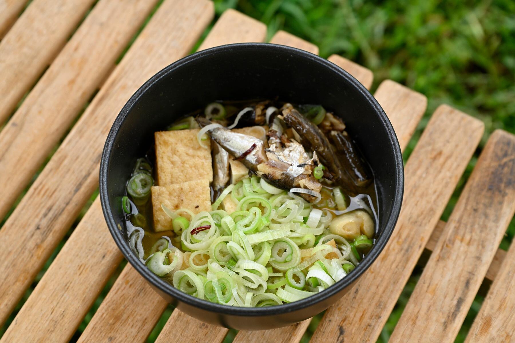 オイルサーディンと厚揚げアヒージョ