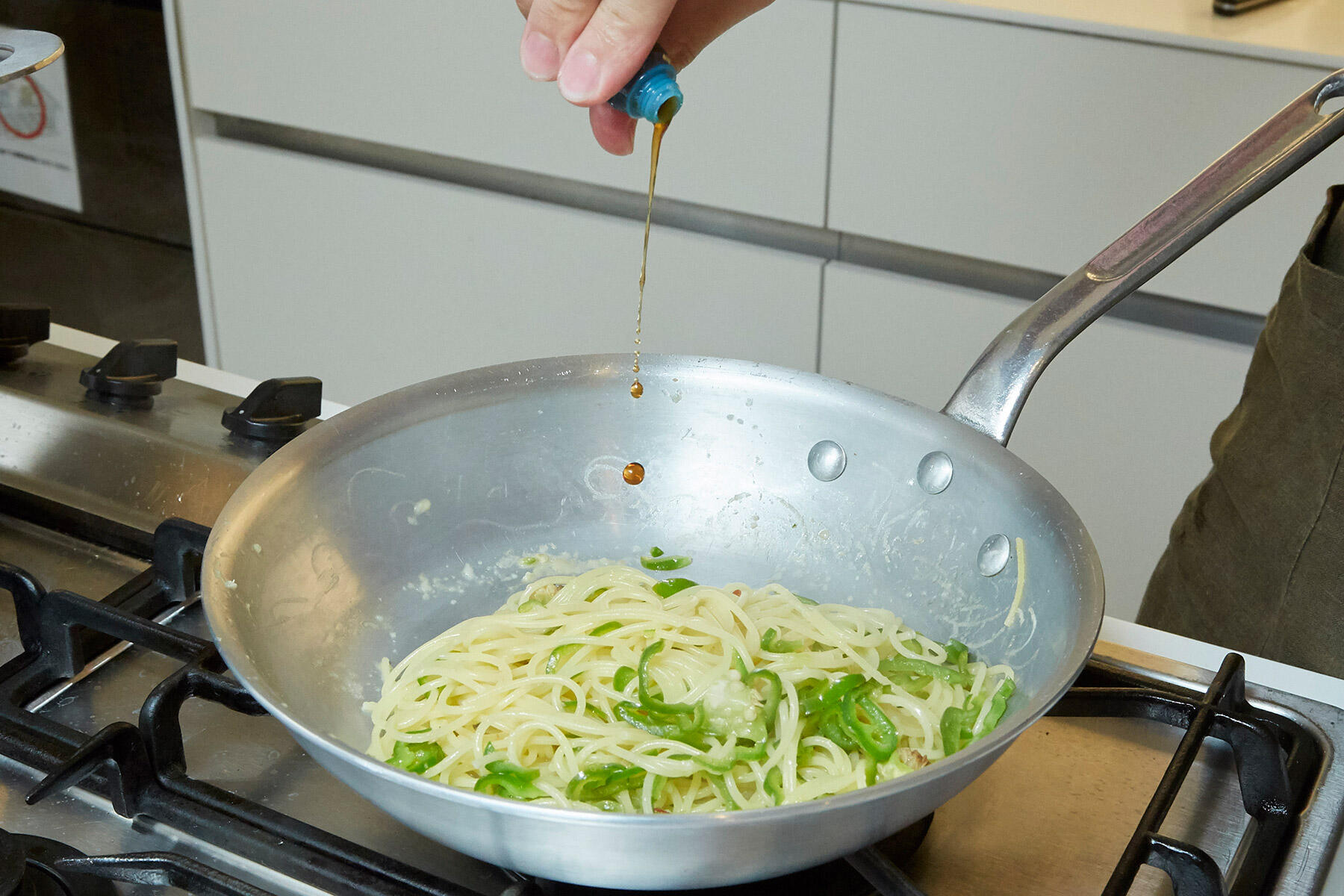 パスタを加える