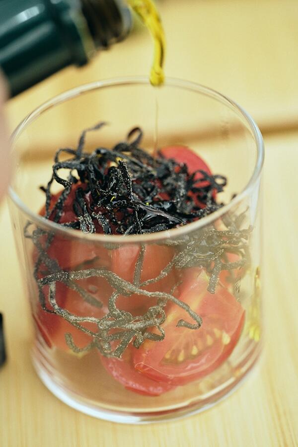 塩昆布と和える