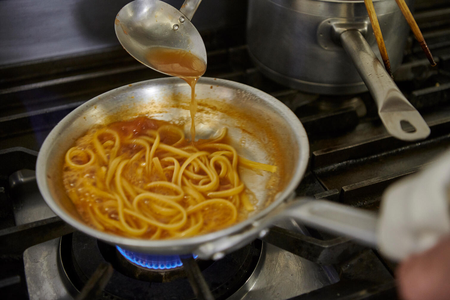 パスタと和える