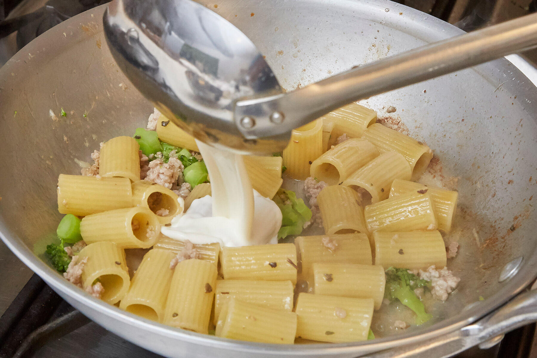 パスタを和える