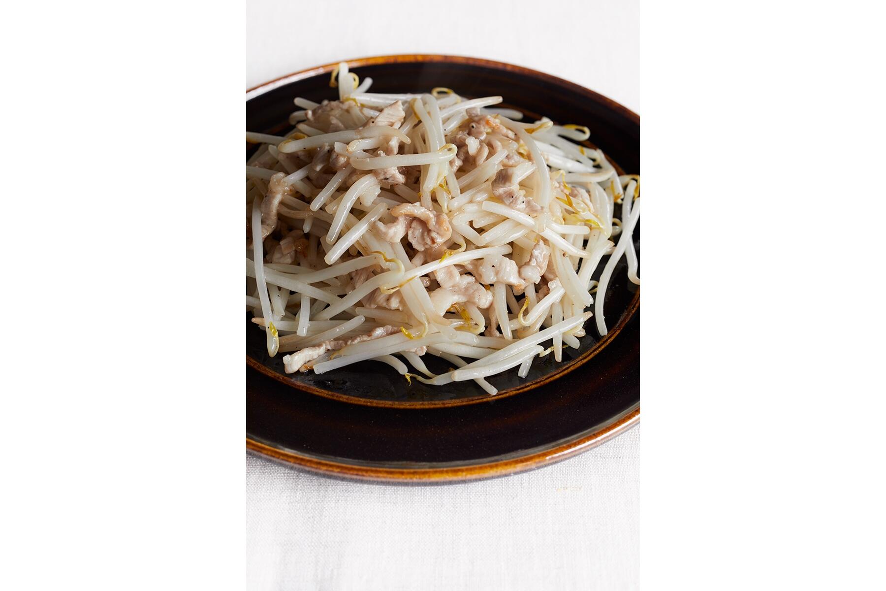 もやしと豚肉の塩炒め