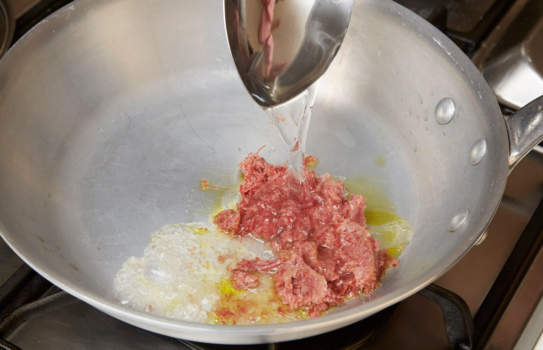 ソースをつくる