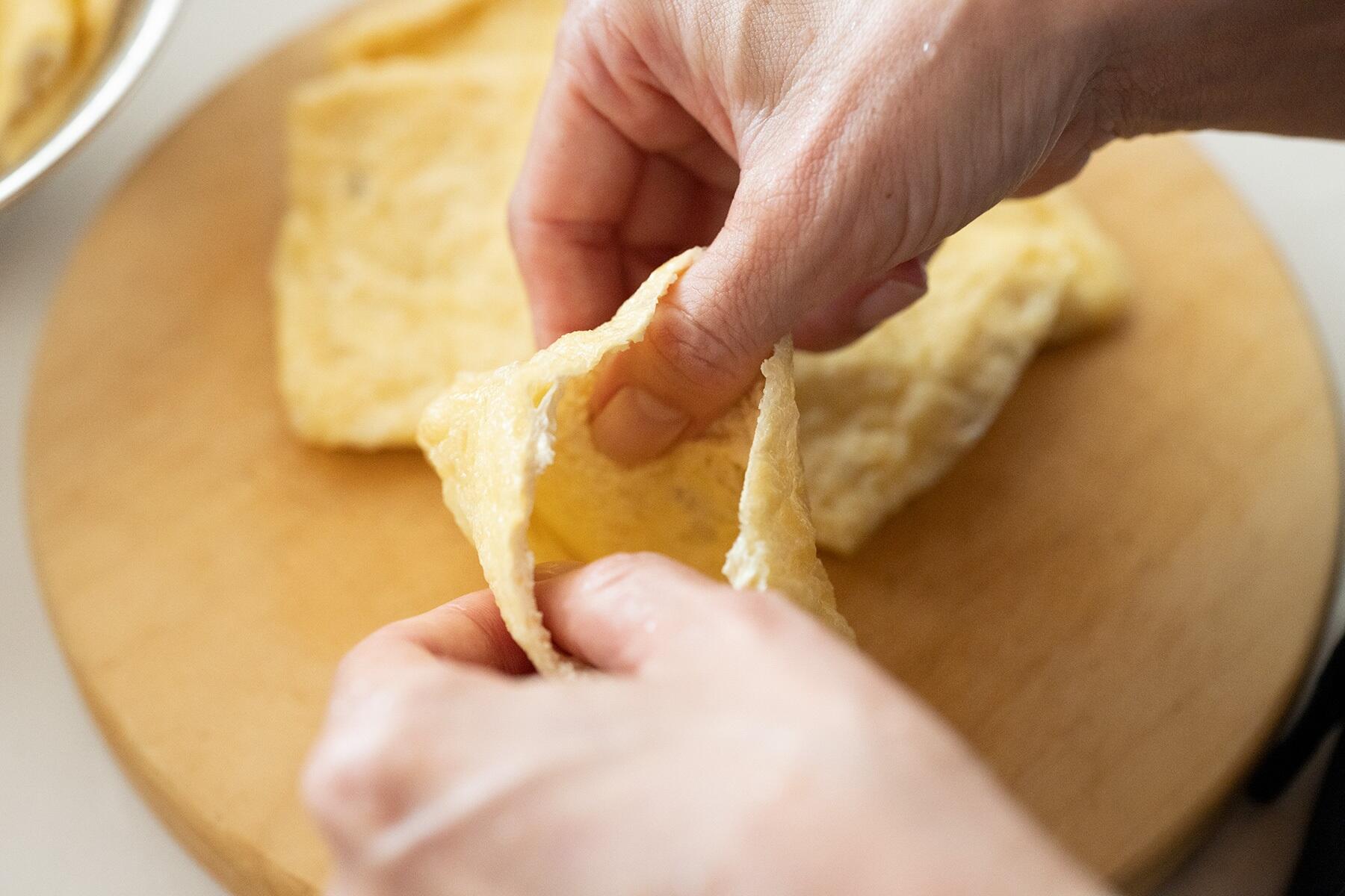 油揚げをゆでる