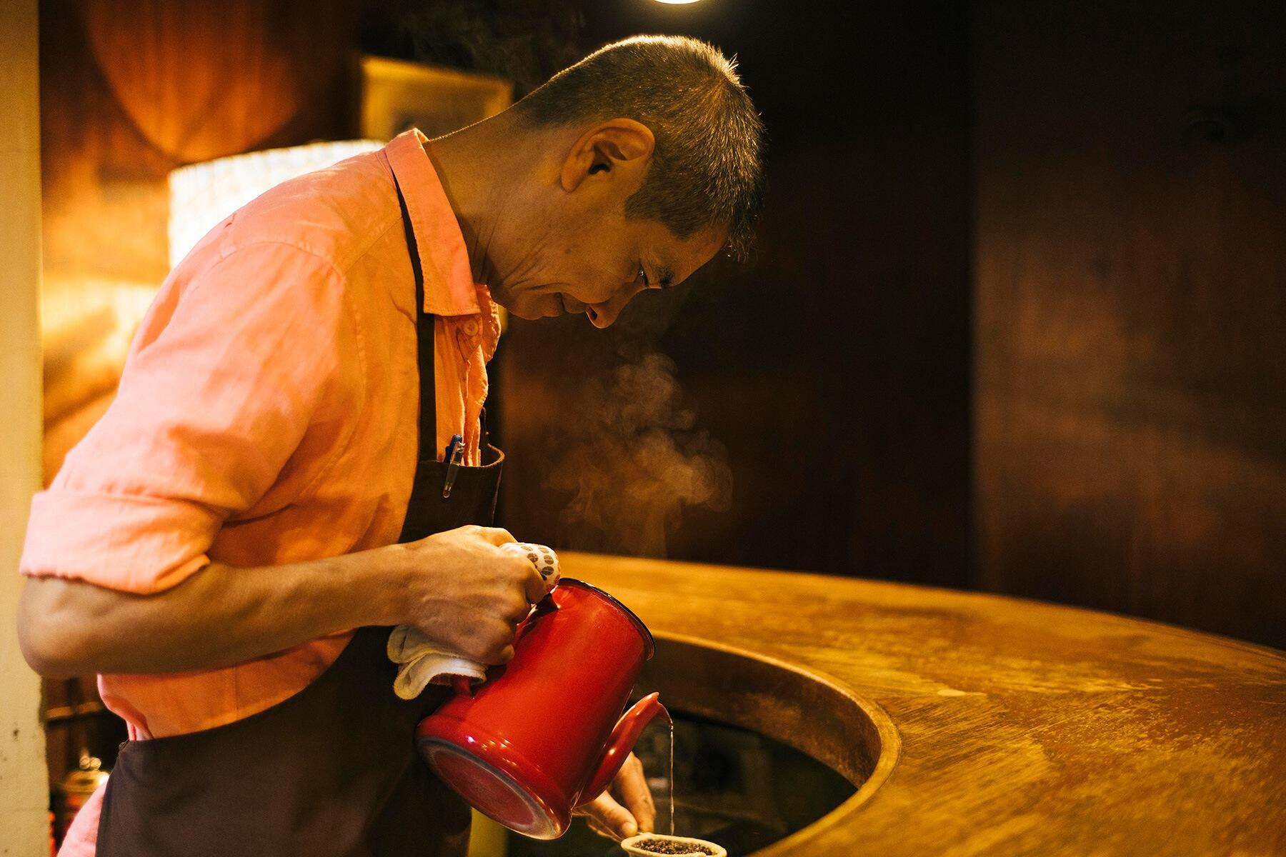 珈琲の焙煎と抽出法 : カフェ・ド・ランブル