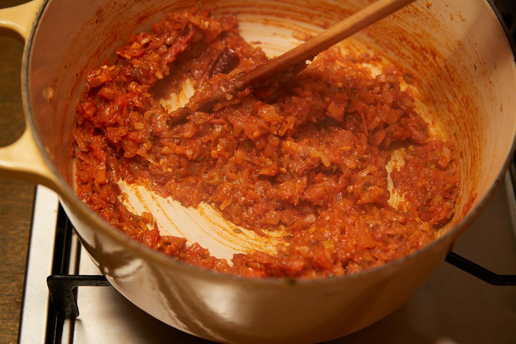 パプリカパウダーを加える