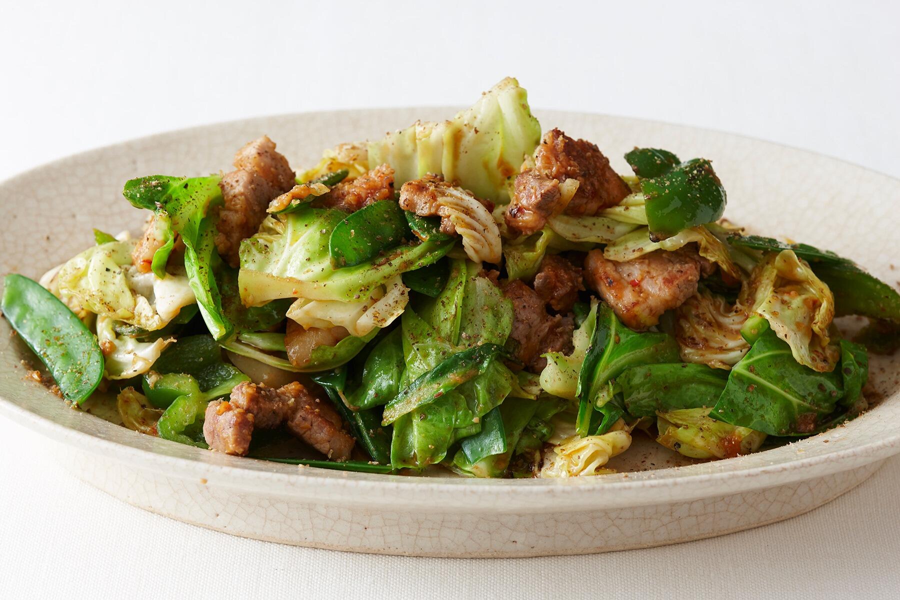 キャベツと豚バラの豆板醤味噌炒め