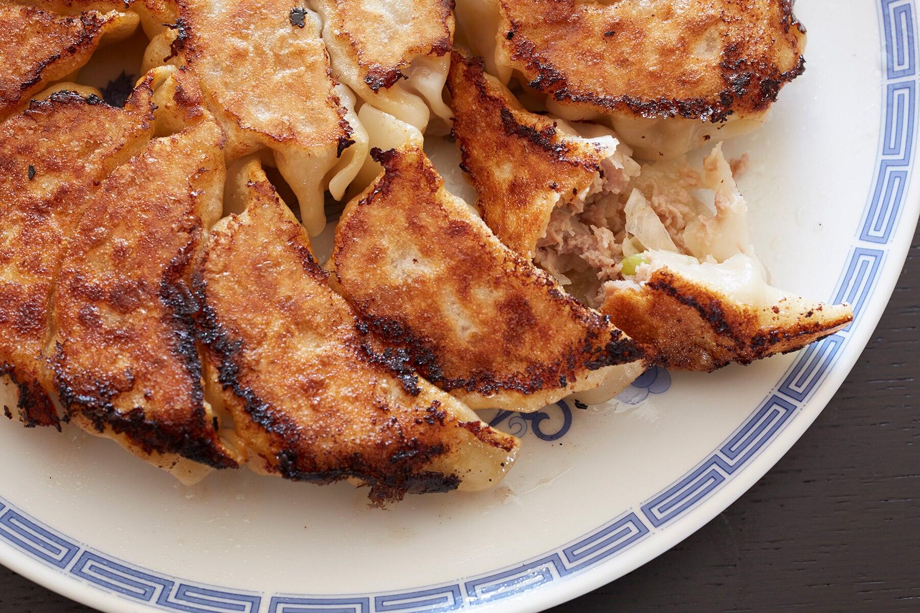 坂田阿希子さんの、肉好きに捧ぐ“肉肉の餃子”のつくり方