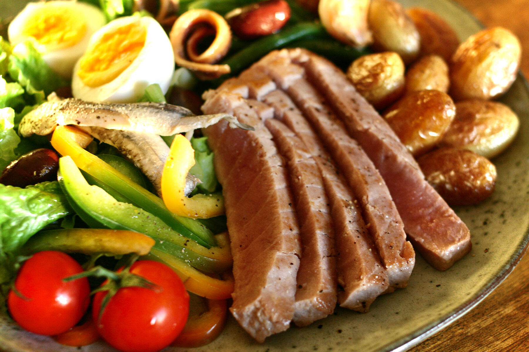 一味違う、サラダ・ニソワーズ