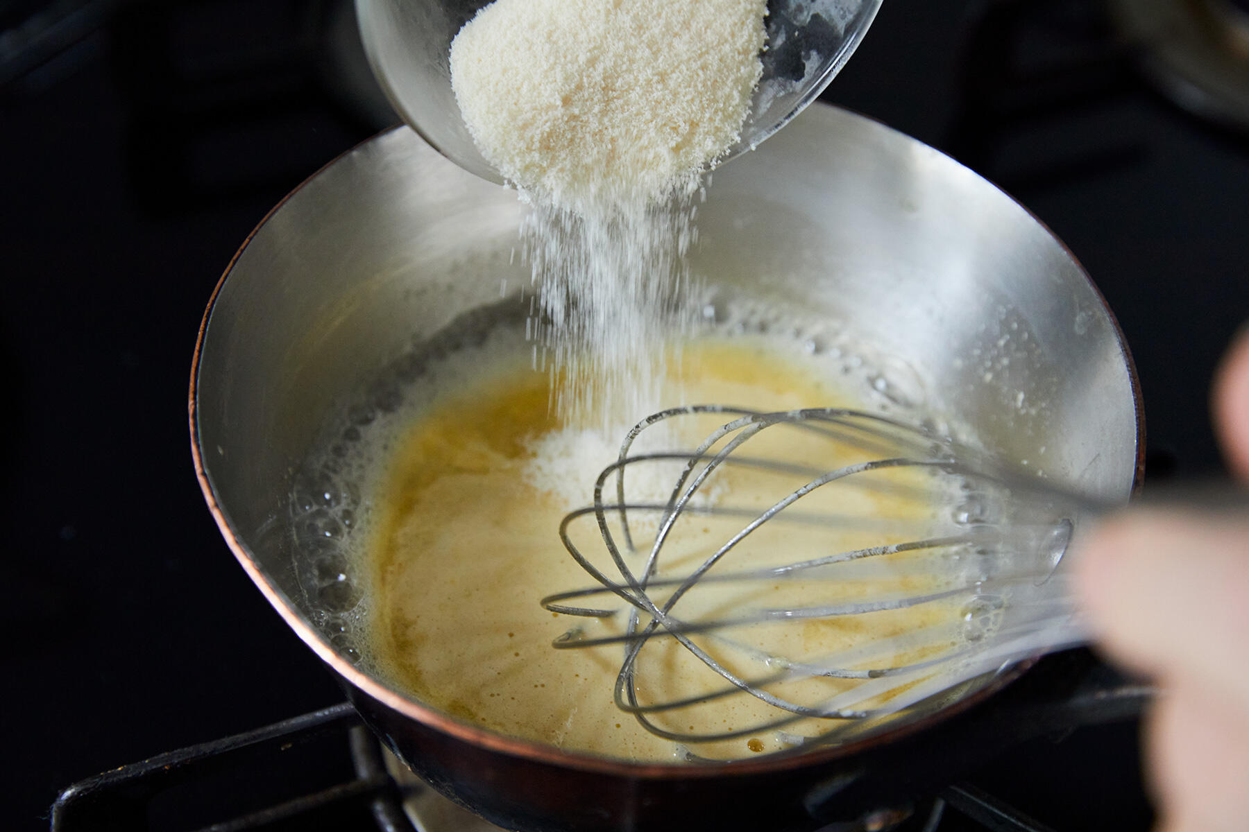 ゼラチンを溶かす