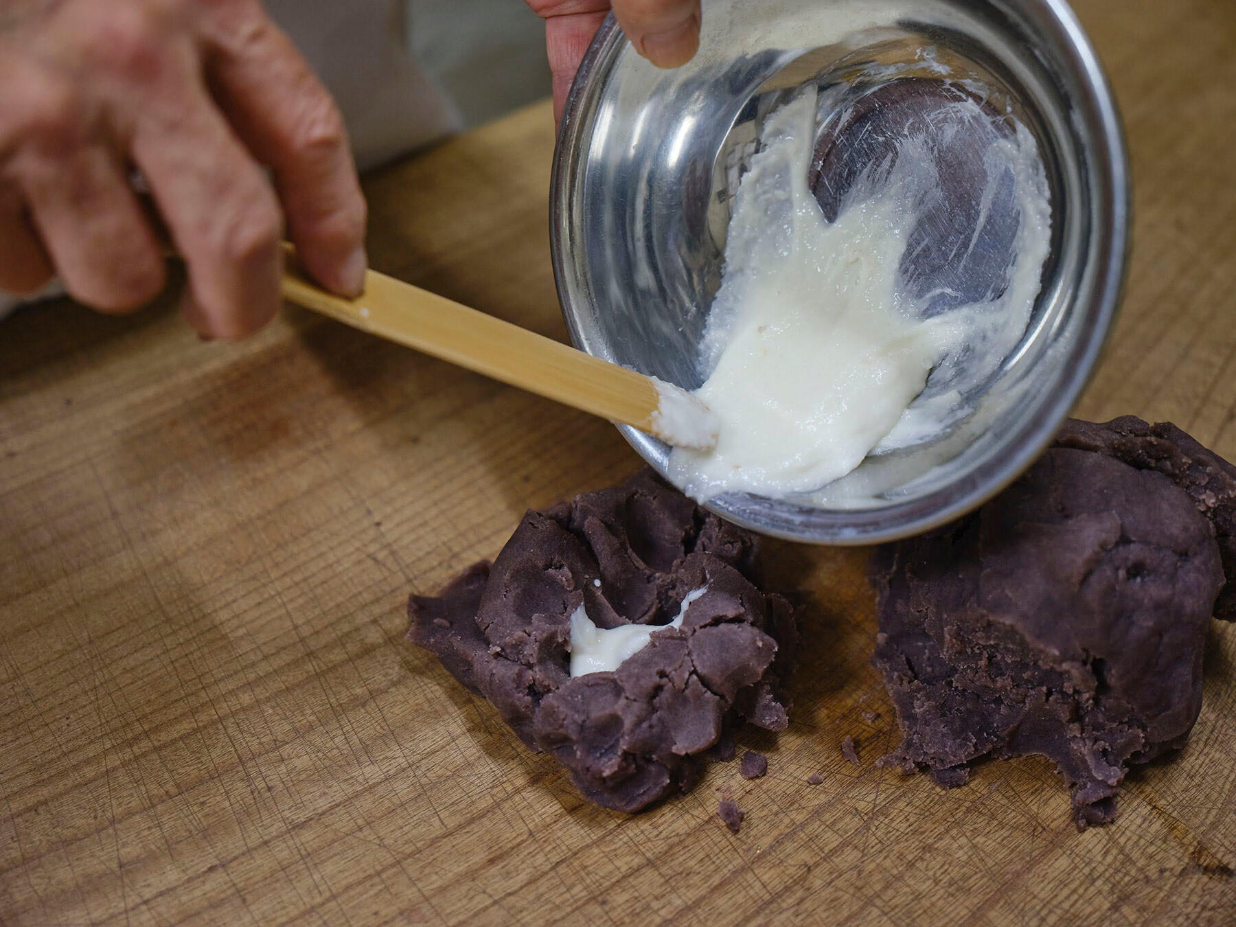 大和芋をたらす