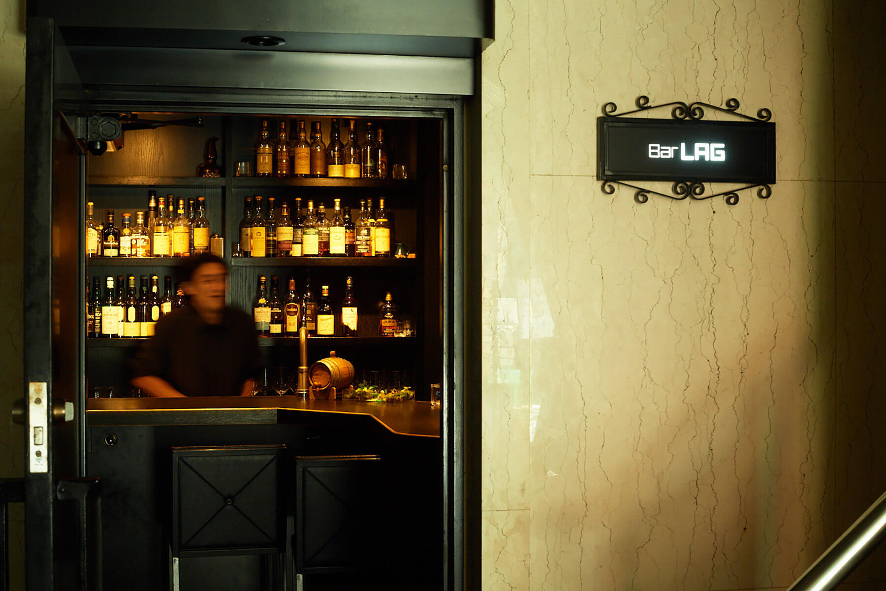 オーセンティックバー『LAG』