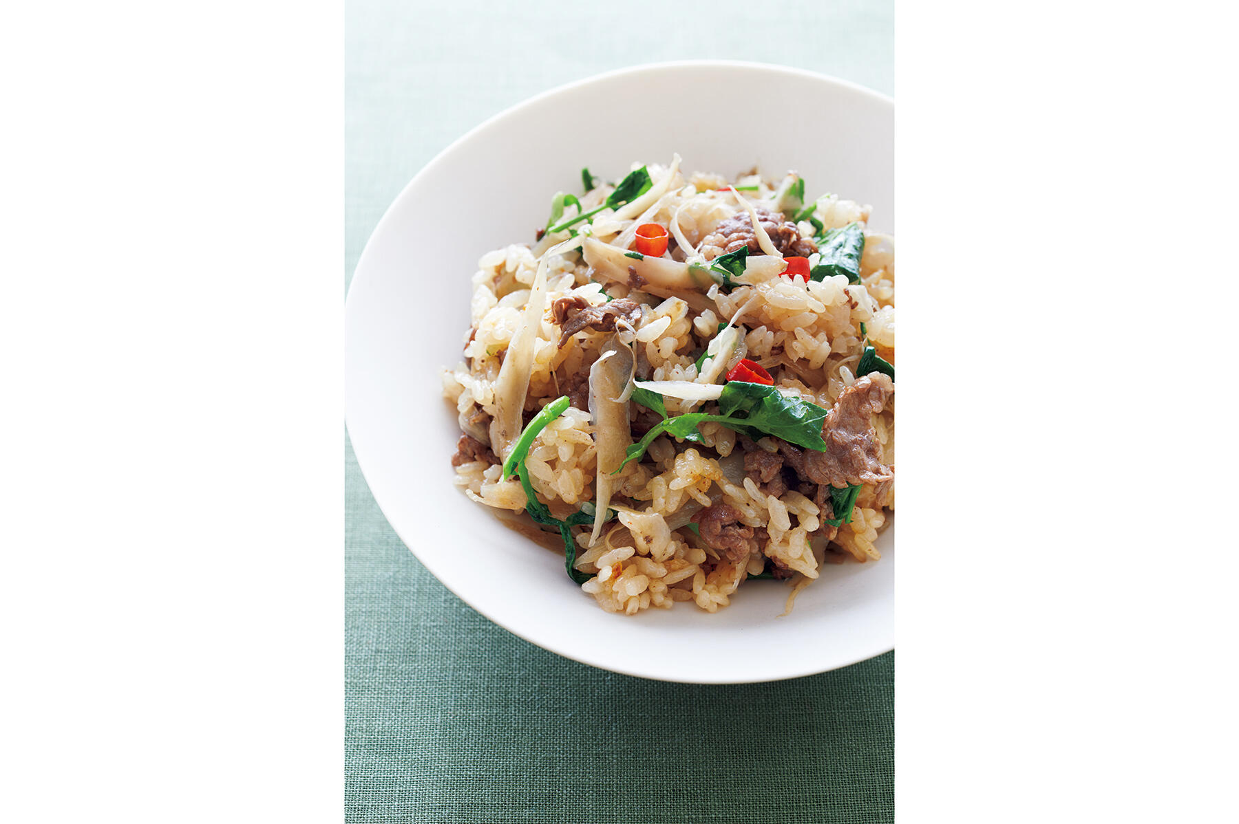 ごぼうがフワリと香る“牛肉とごぼうの炊き込みご飯”