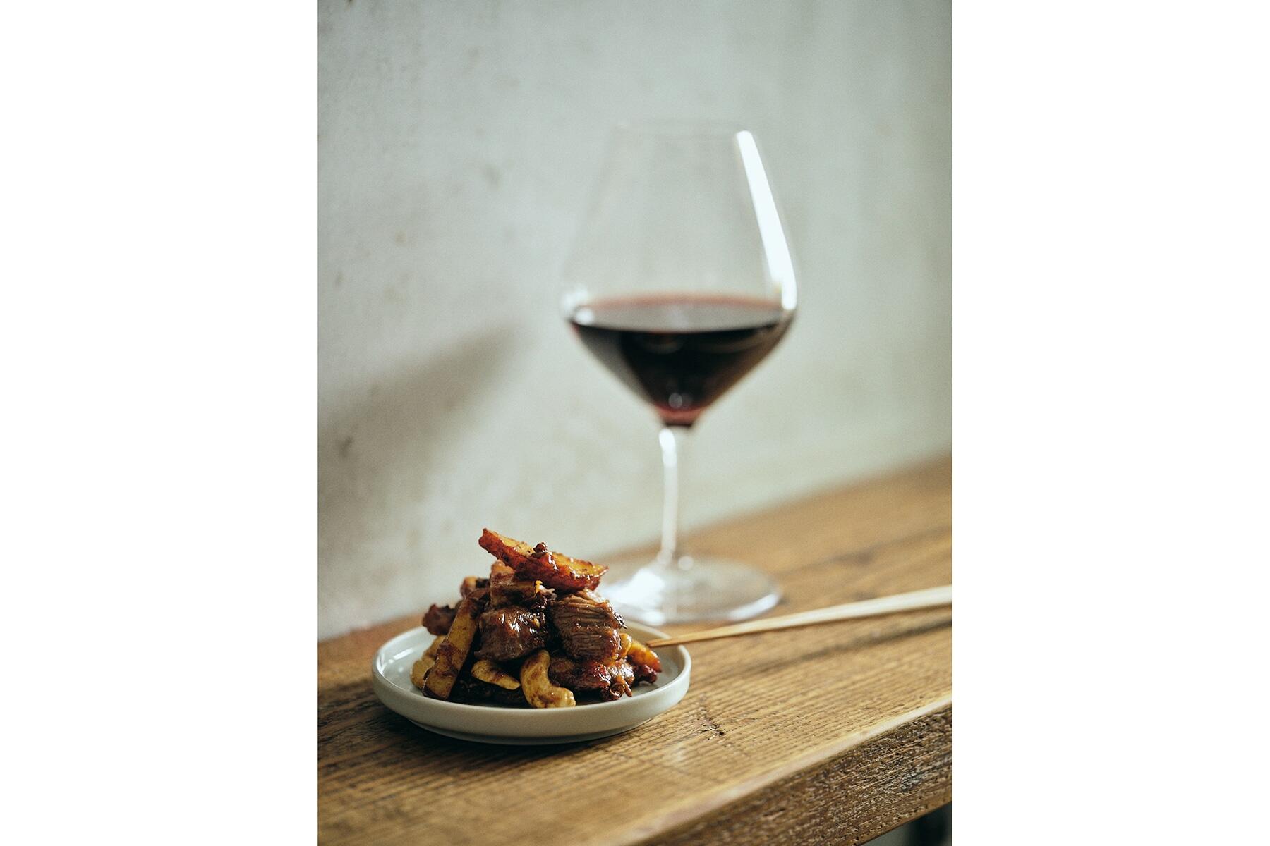 こっくりと食べ応えのある“ラムとさつまいものクミン炒め”