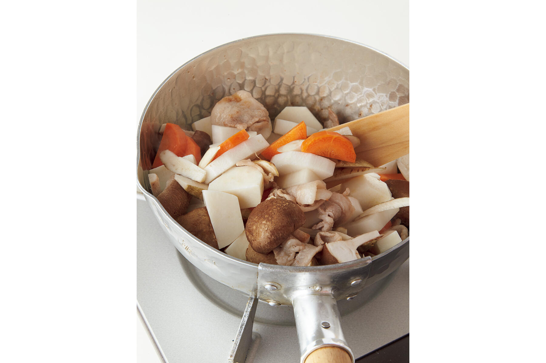 野菜類を加える