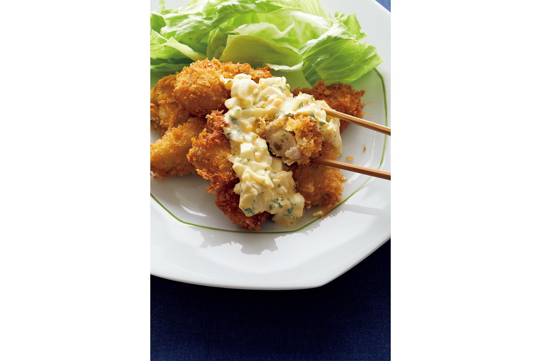 ビールが止まらなくなるカリッと揚がった“カキフライ”