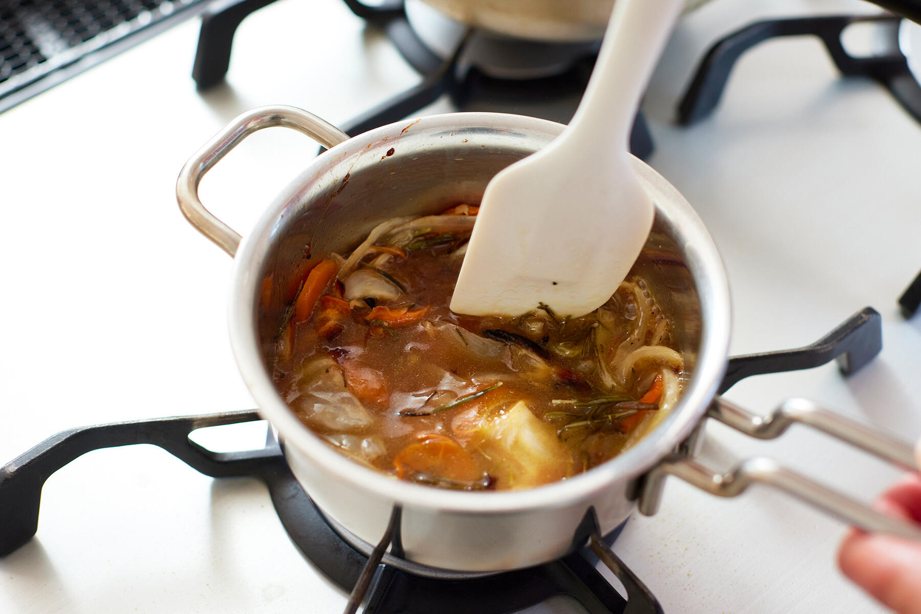 ソースをつくる