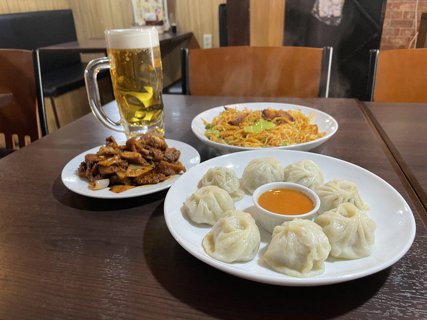 「インネパ食堂」で飲む！