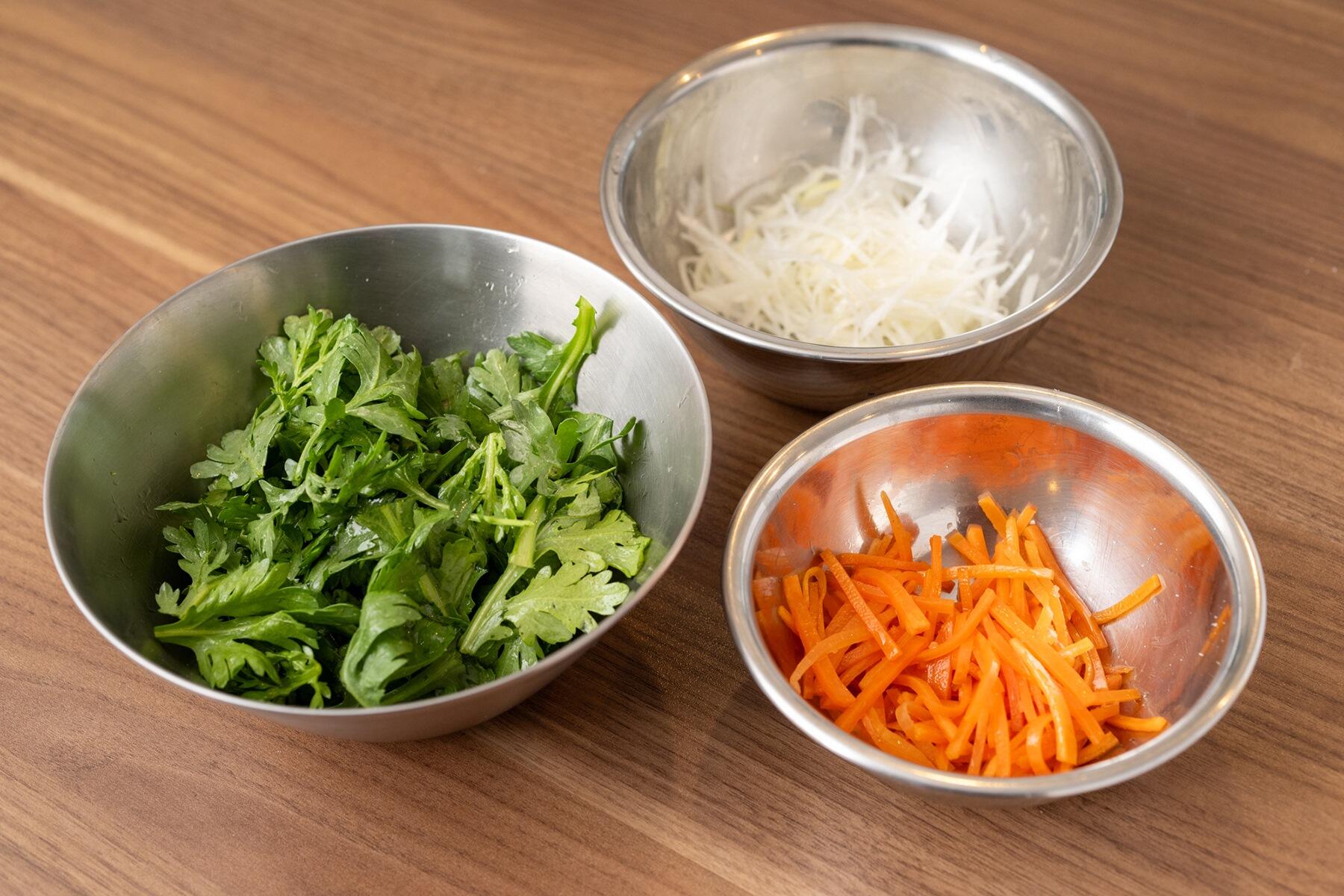 ナムルをつくる