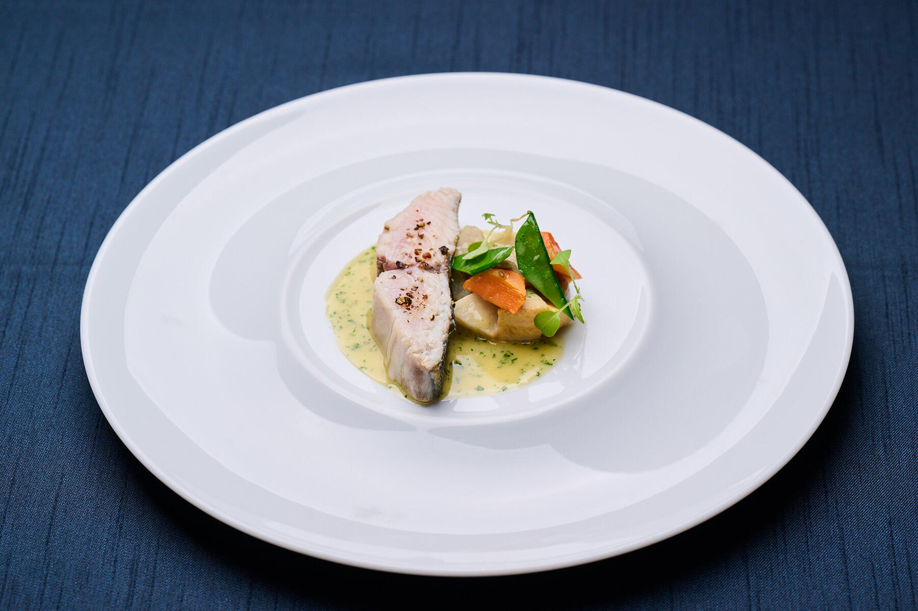 さわらのミキュイ　がめ煮のガルニチュール