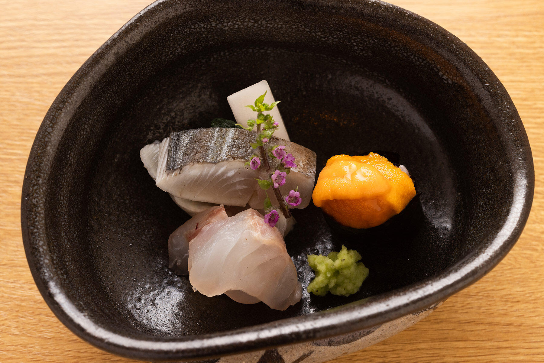 福岡県産サワラとクエの生寿司