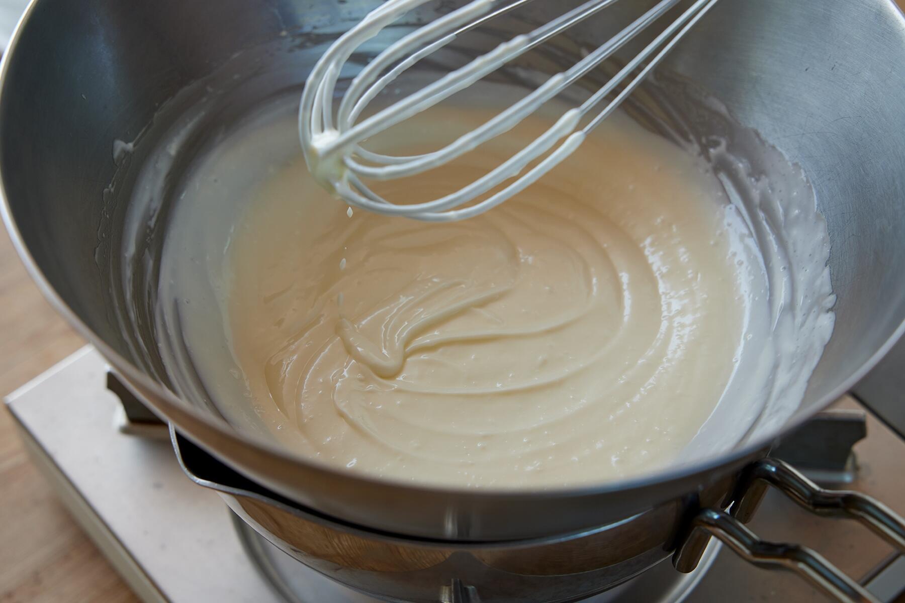 なめらかになるまで混ぜる