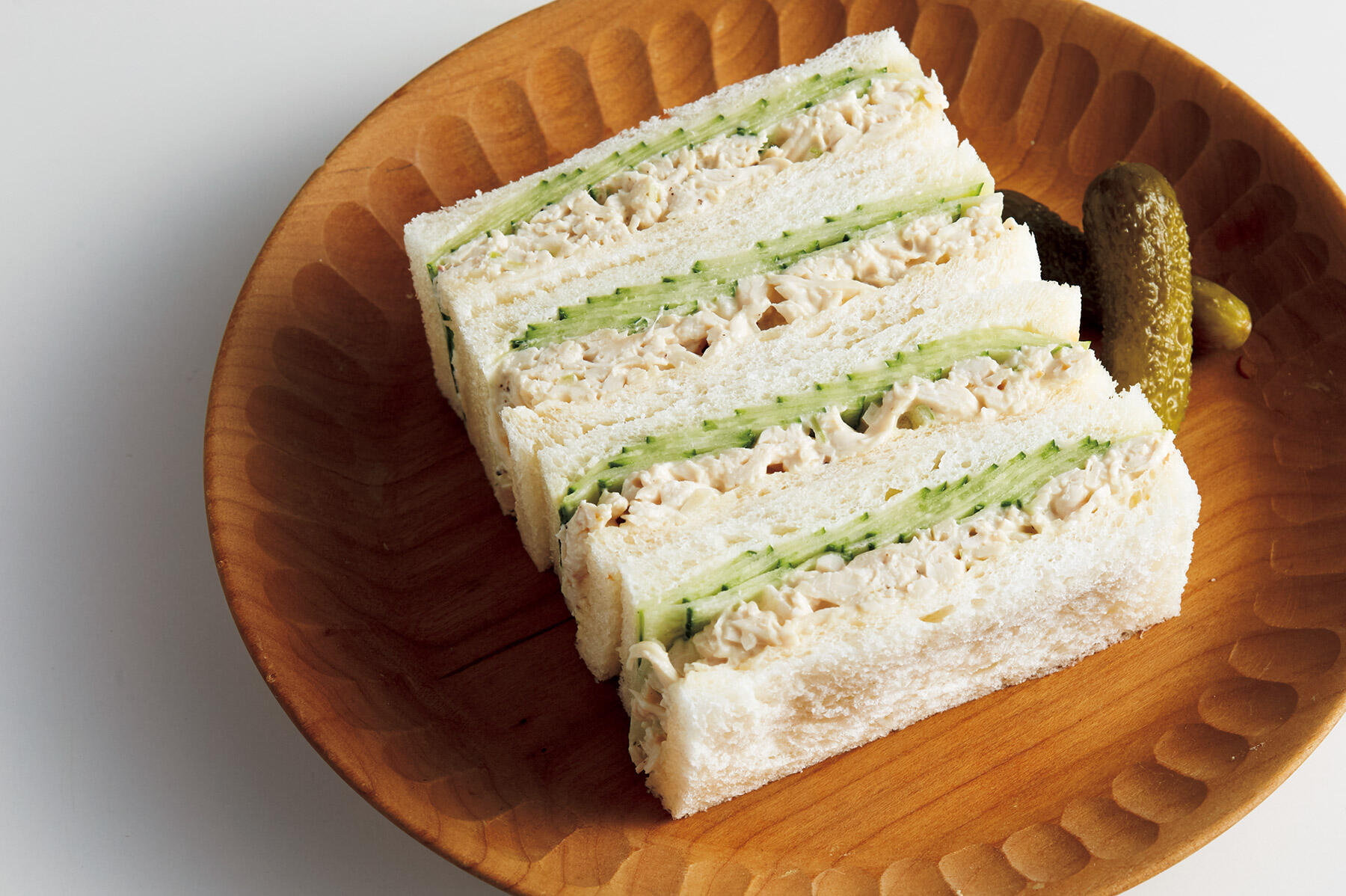 チキンサンドイッチ