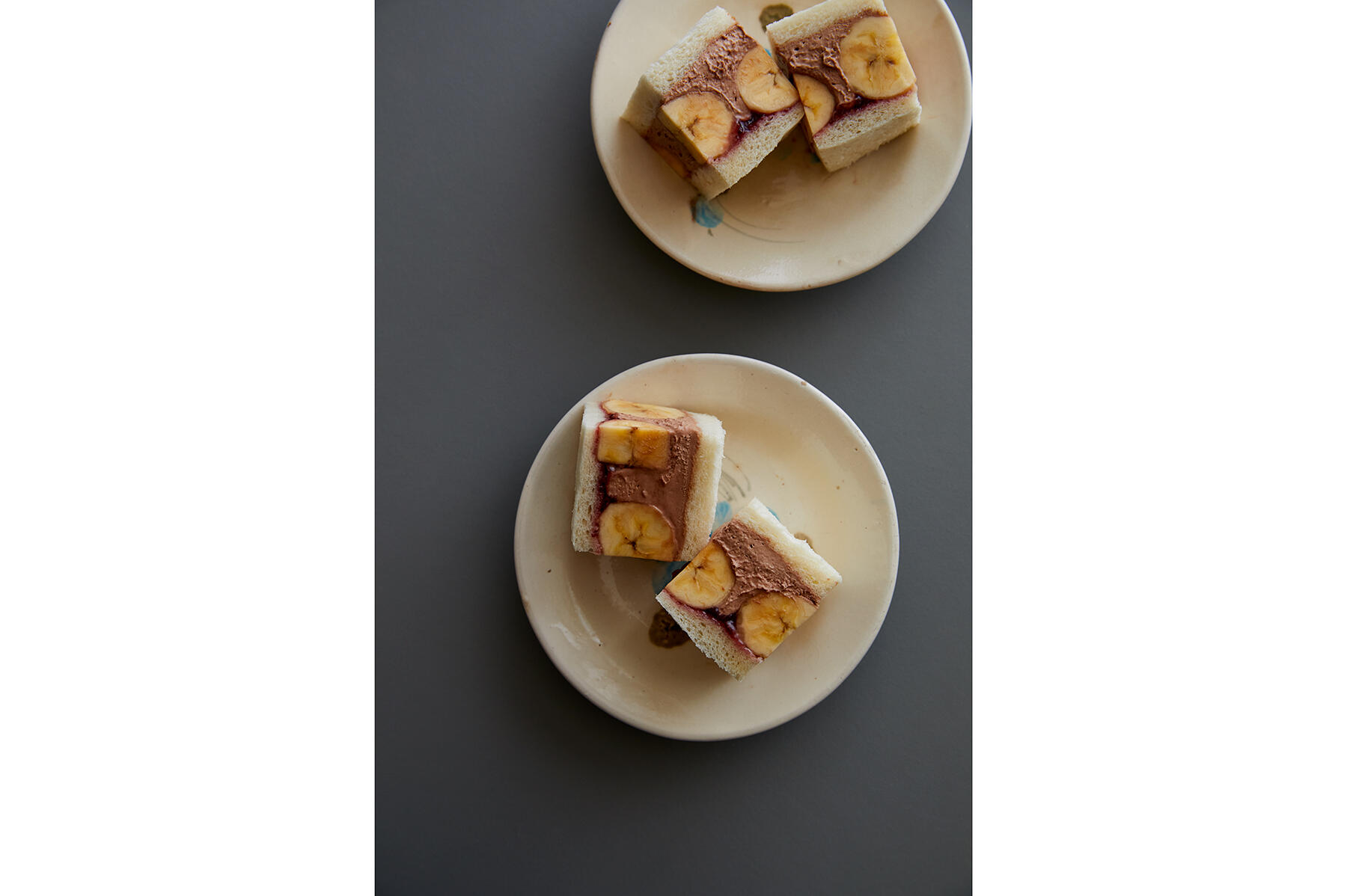 チョコレートクリームのバナナサンド