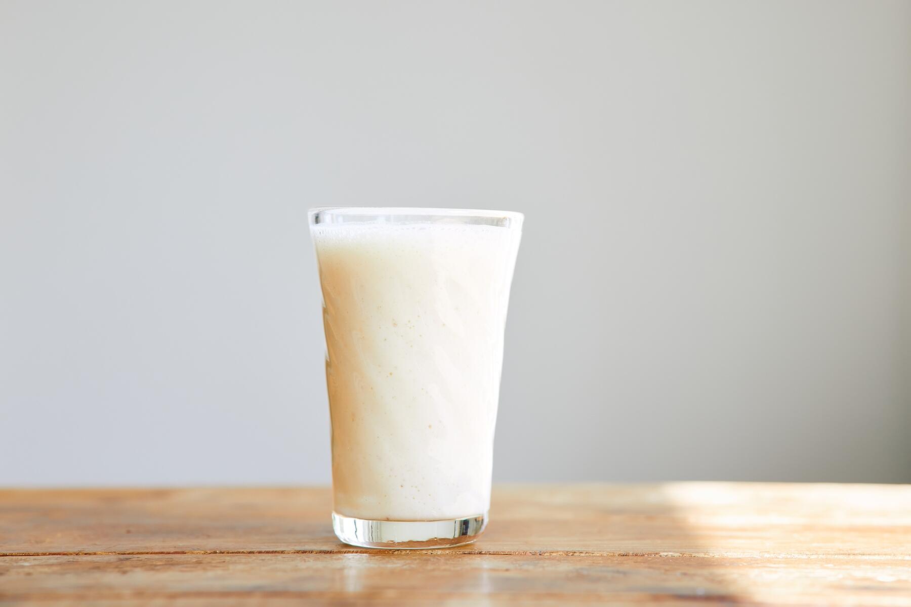 アーモンドミルク