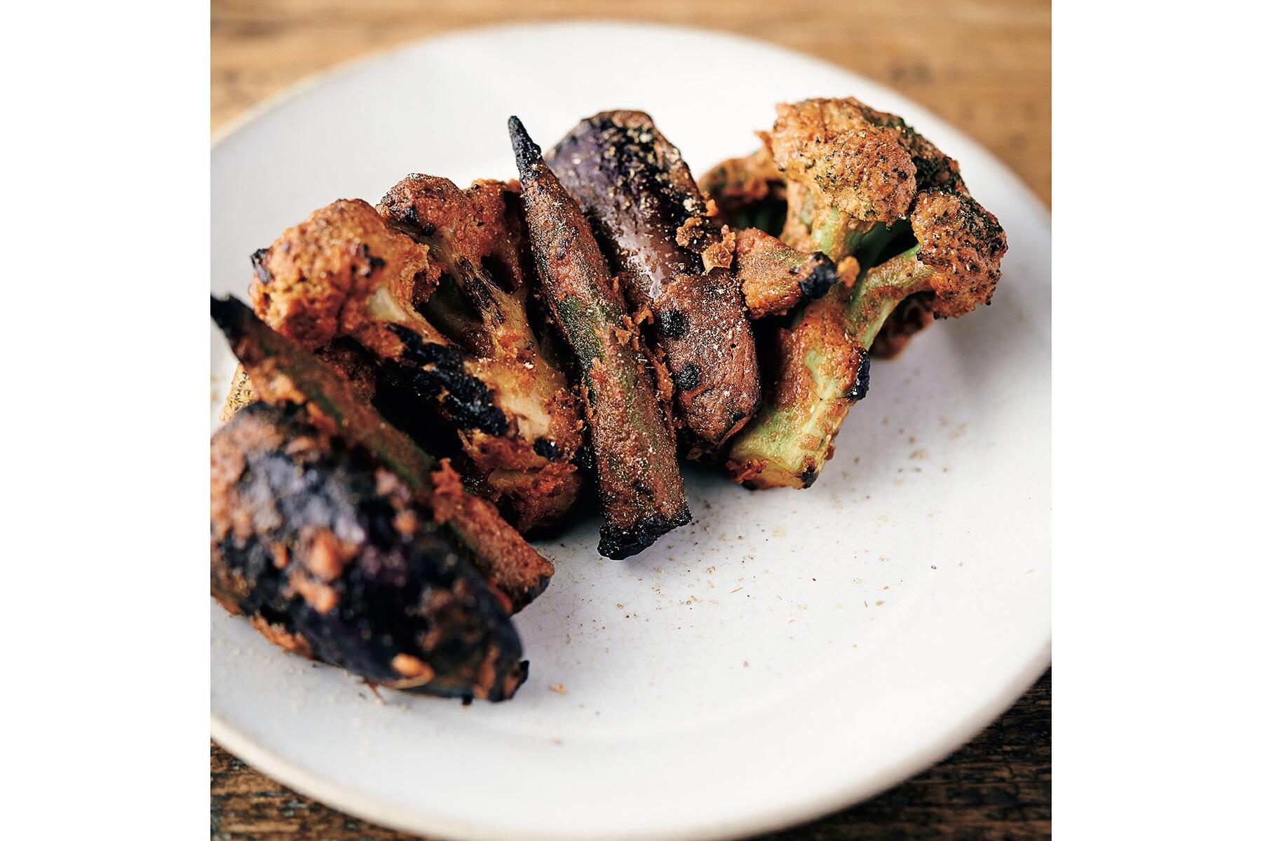 野菜の旨味が詰まった“タンドリーベジタブル”