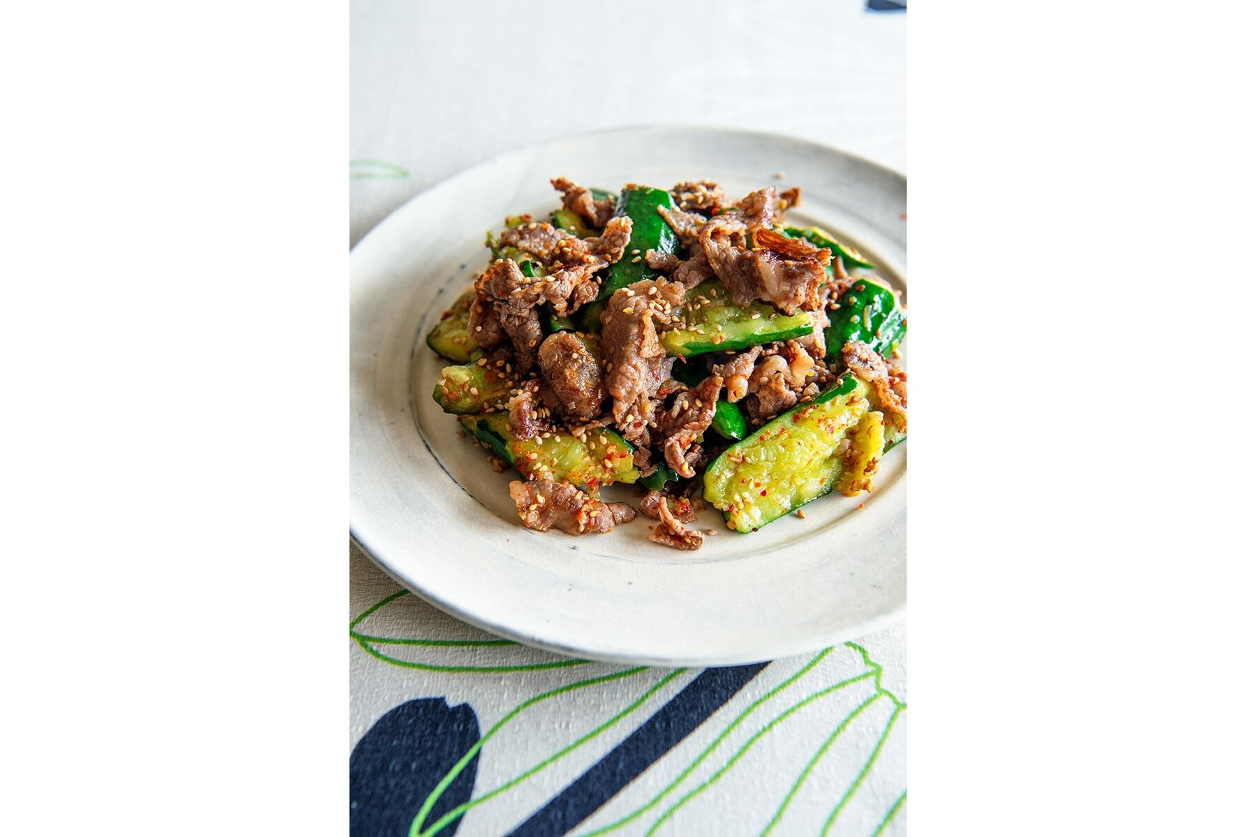 塩もみきゅうりと牛肉の炒め物