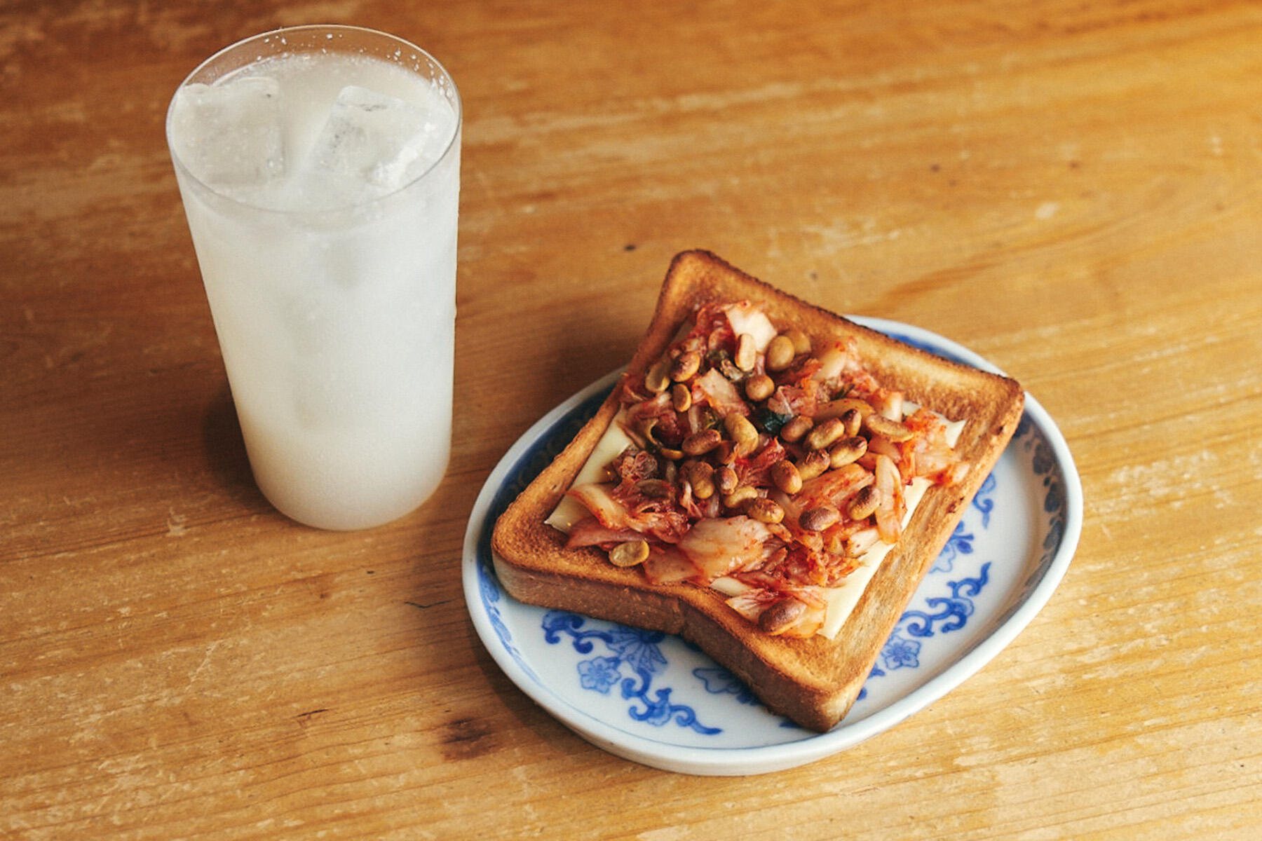 キムチとドライ納豆の発酵トースト