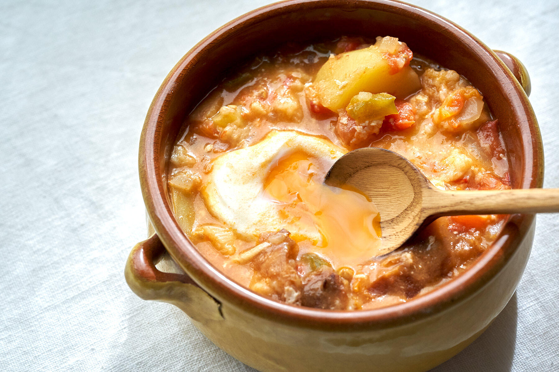 卵入り温かいガスパチョ